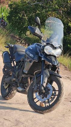 TRIUMPH TIGER 800 XRX 